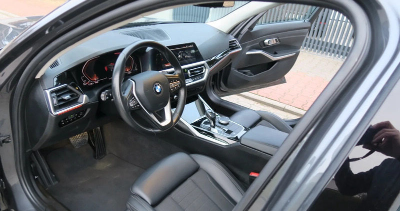 BMW Seria 3 cena 122800 przebieg: 119000, rok produkcji 2020 z Tyszowce małe 781